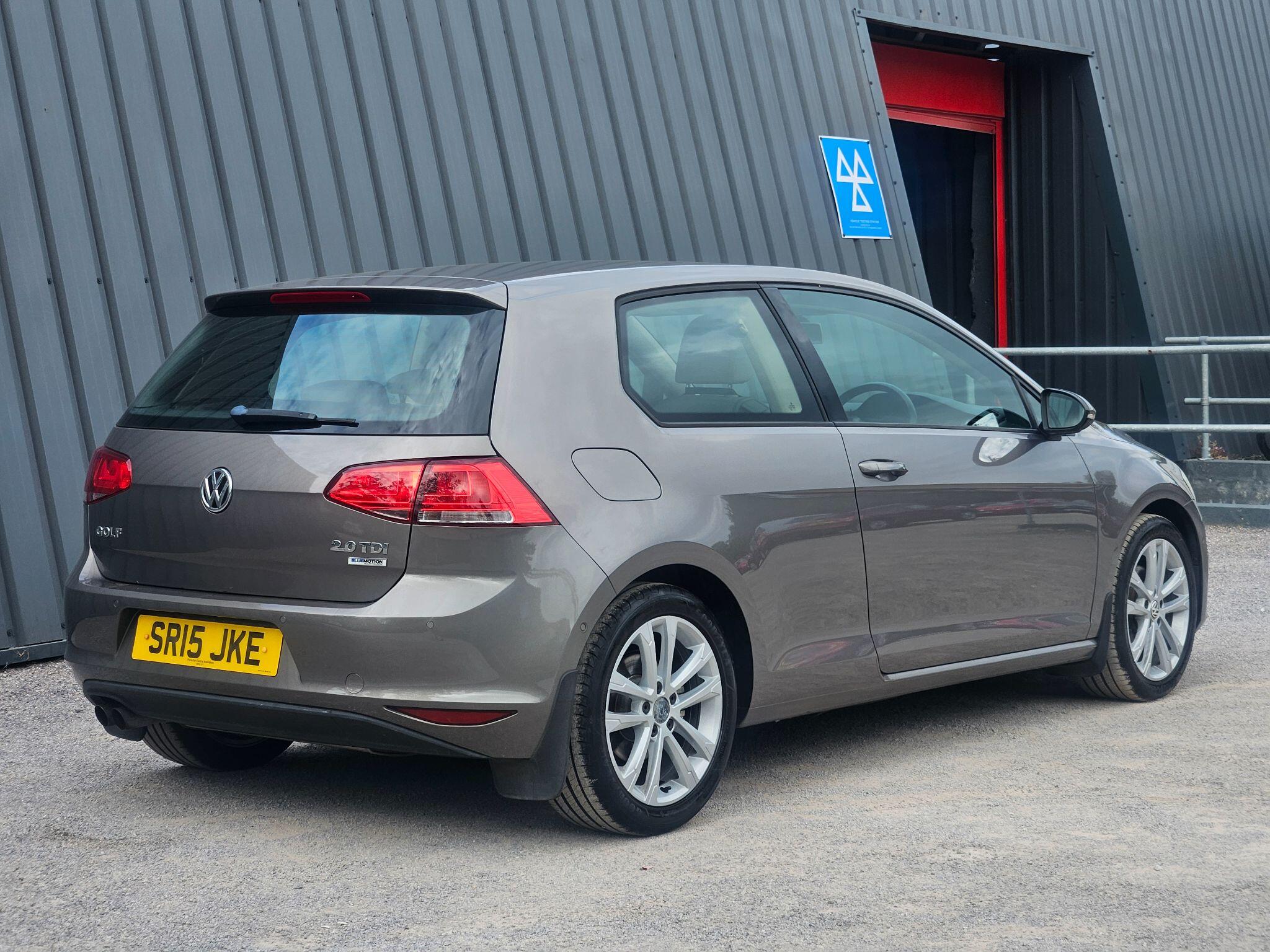2015 Volkswagen Golf image 8