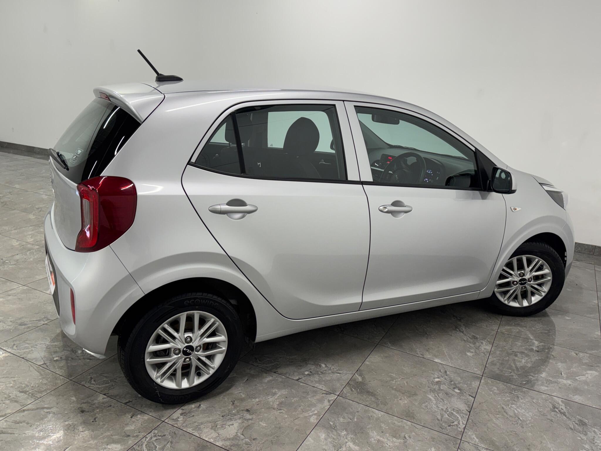 Kia Picanto view 8
