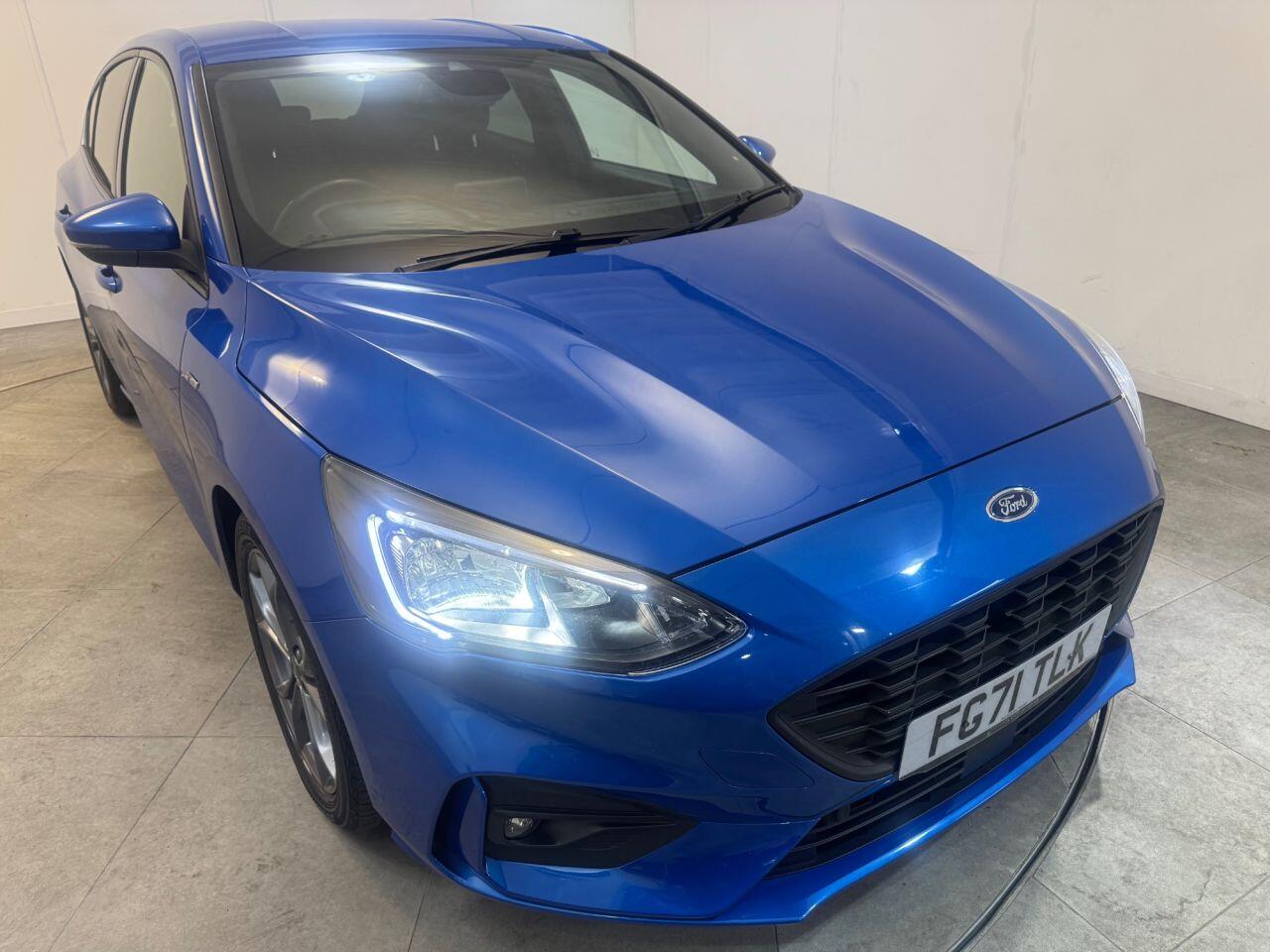 Ford Focus view 11