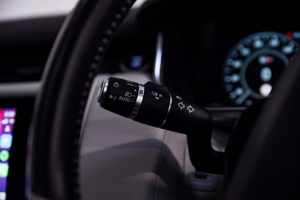 Land Rover Range Rover Sport view 34