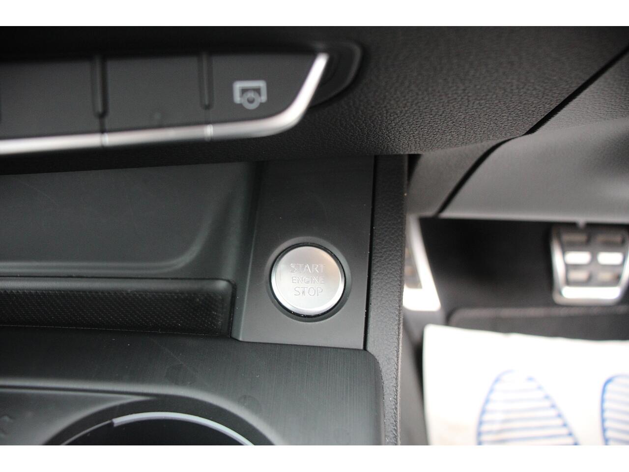 Audi A4 view 27