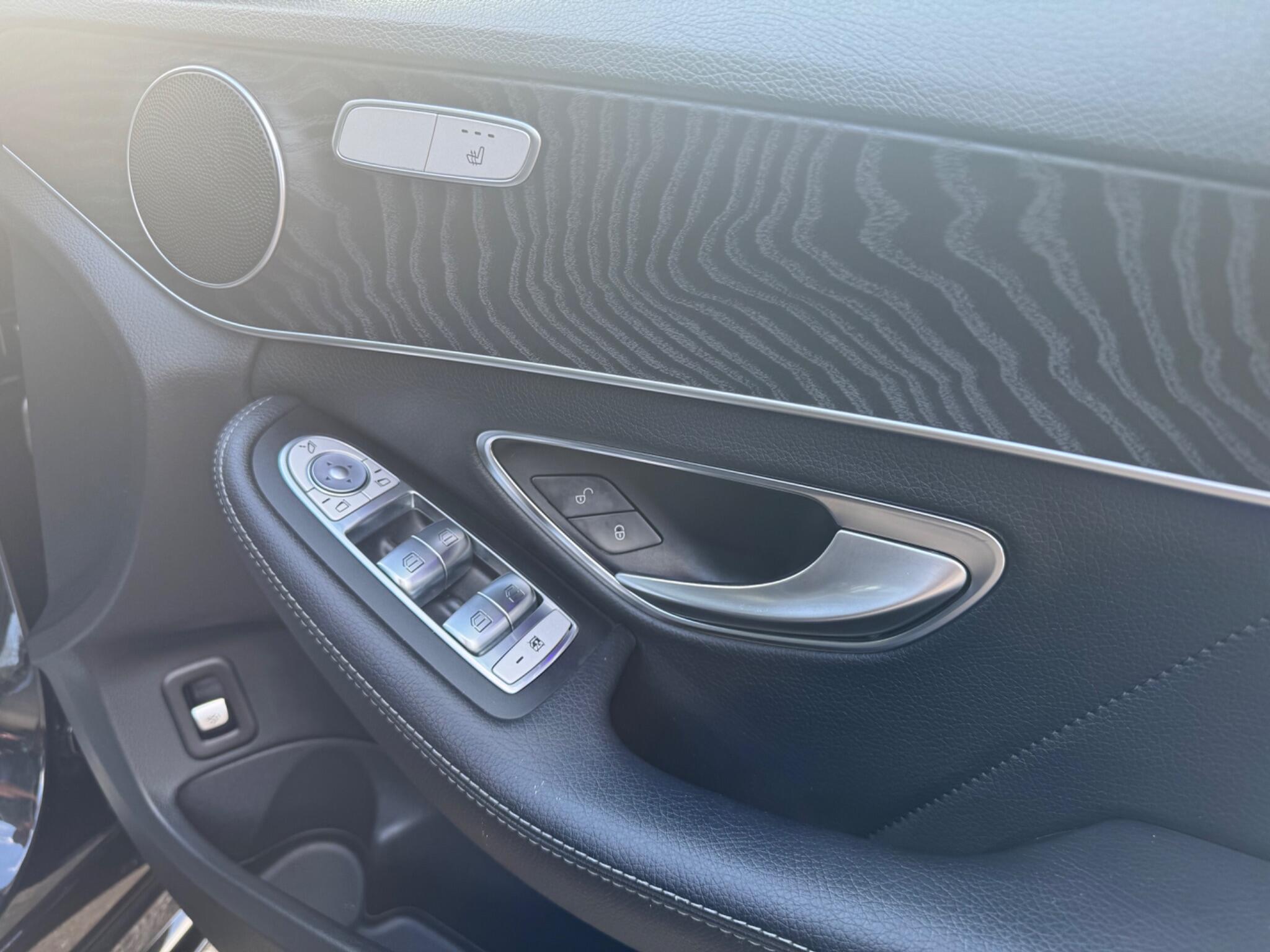 Mercedes-Benz C Class view 52