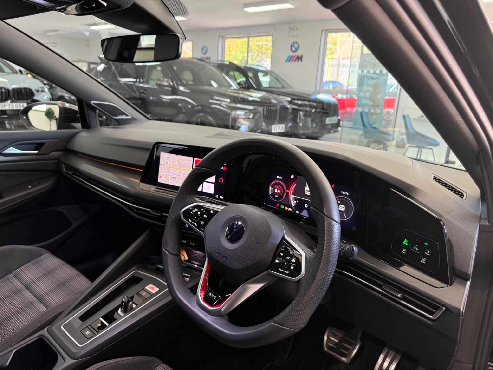 Volkswagen Golf view 53