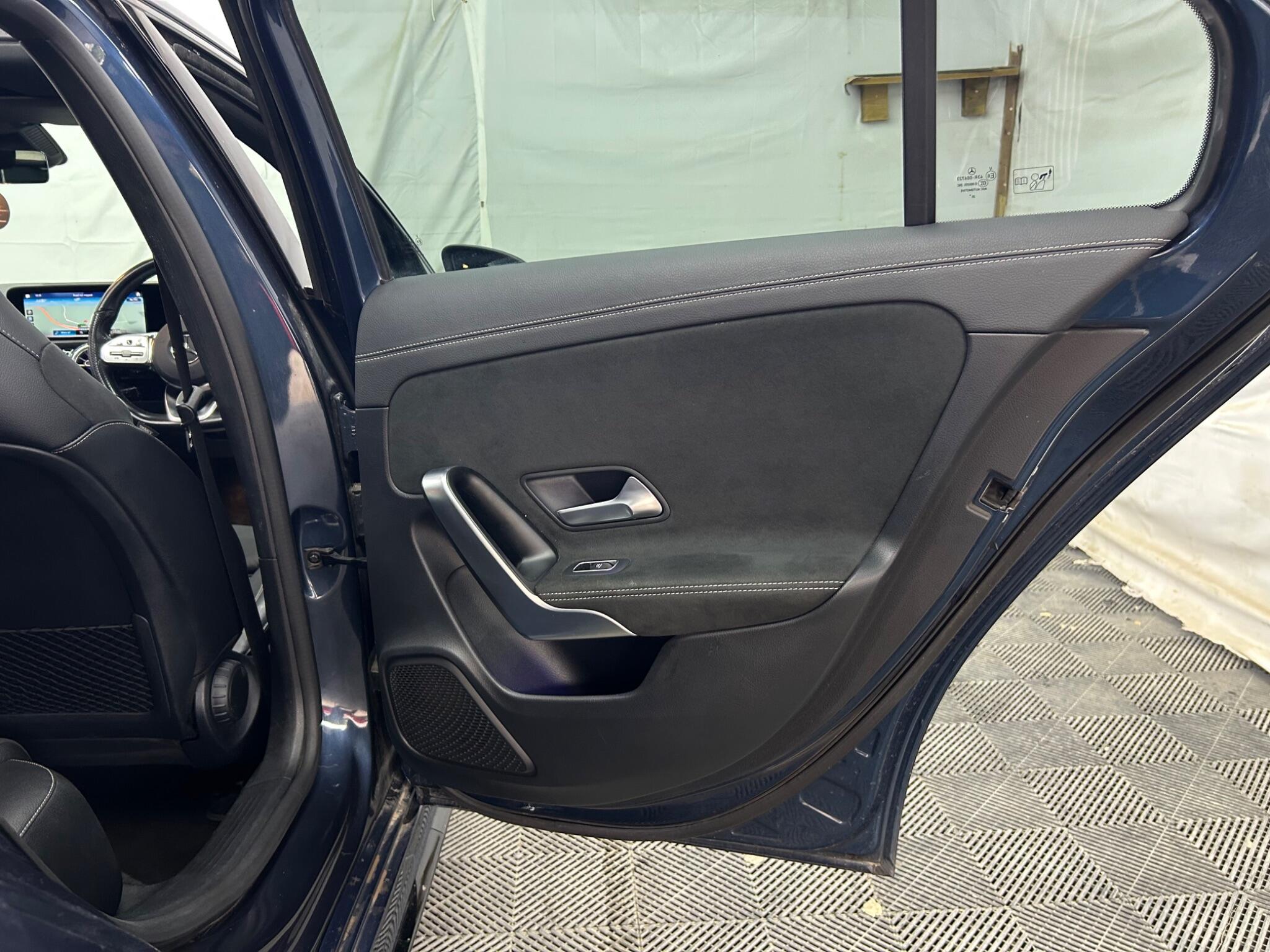 Mercedes-Benz A Class view 27