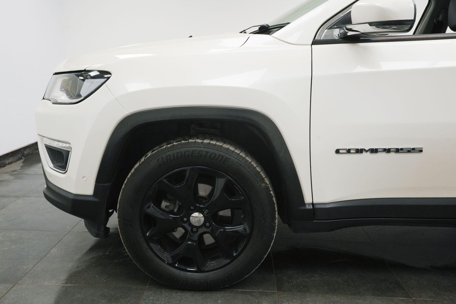 Jeep Compass view 5