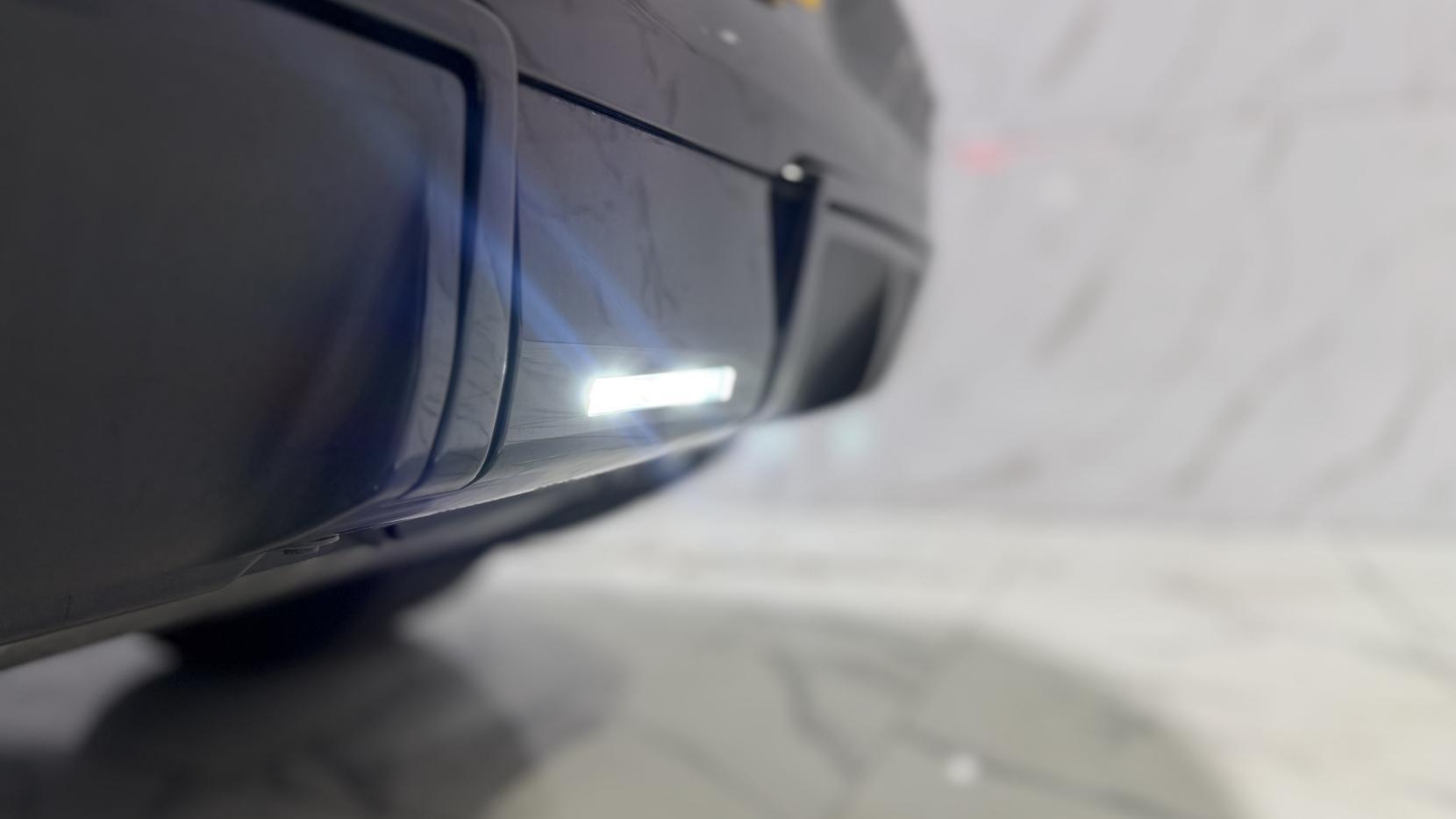 BMW XM view 56
