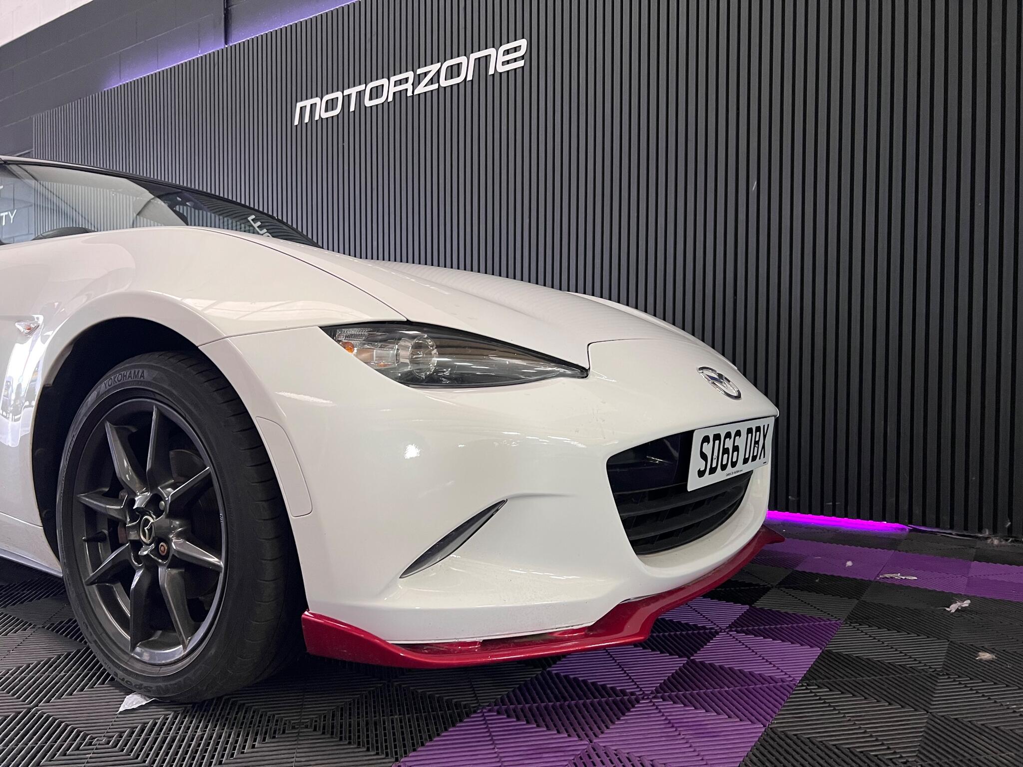 Mazda MX-5 view 9