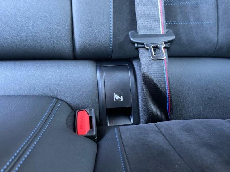 BMW i4 view 35