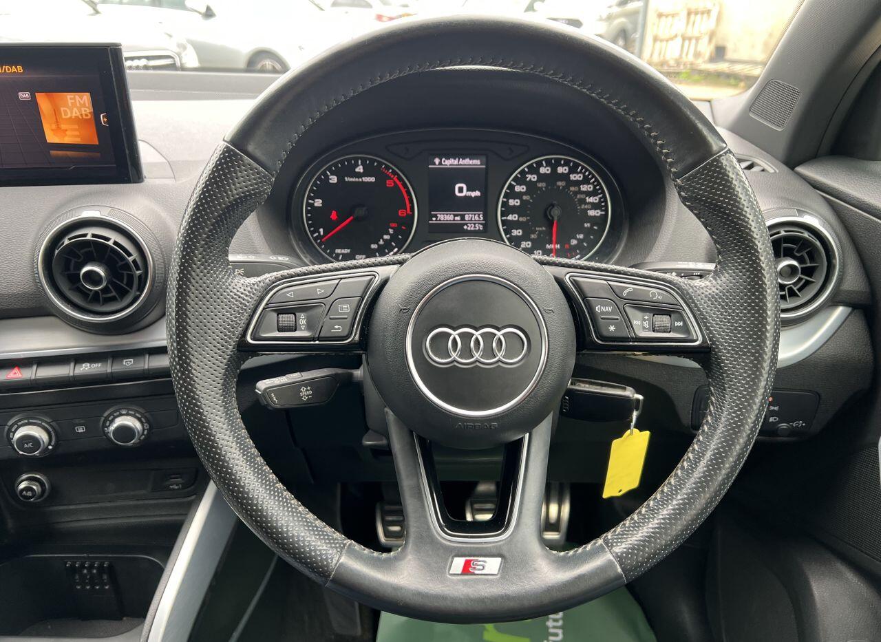 Audi Q2 view 52