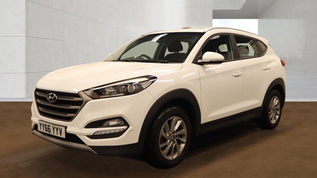 Hyundai Tucson view 2