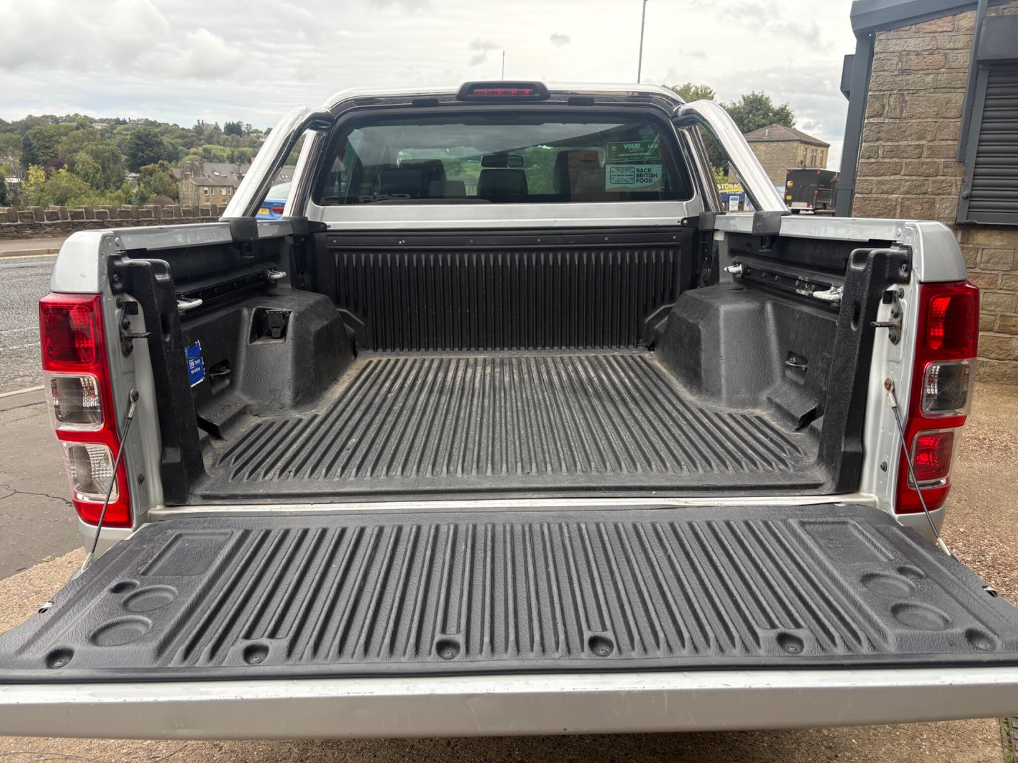 Ford Ranger view 35