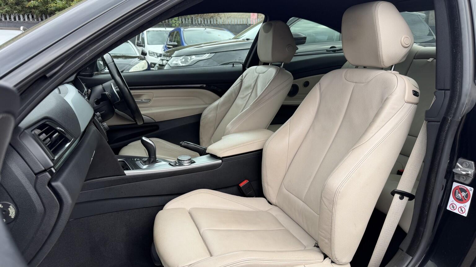 BMW 4 Series view 18