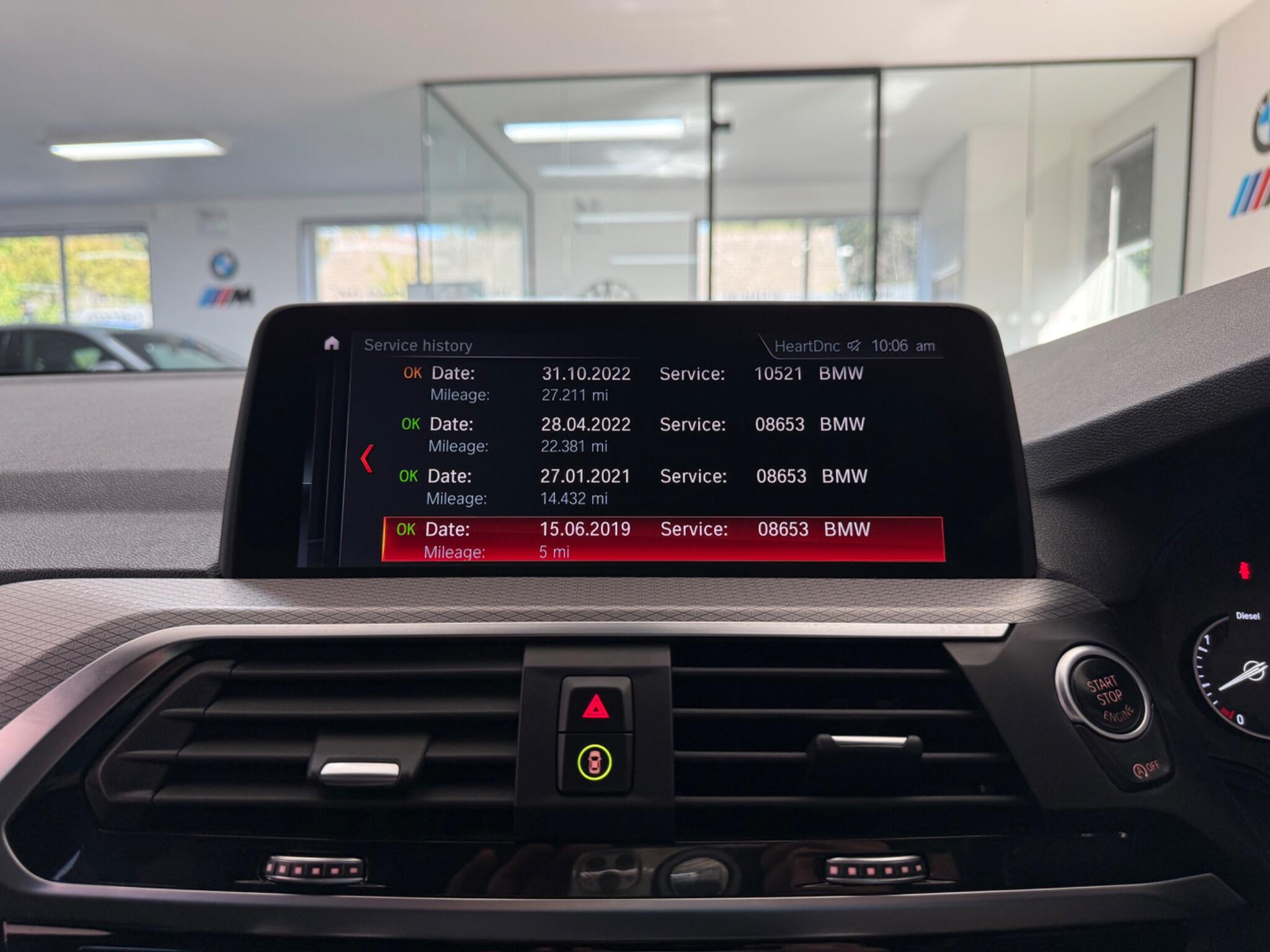 BMW X3 view 10
