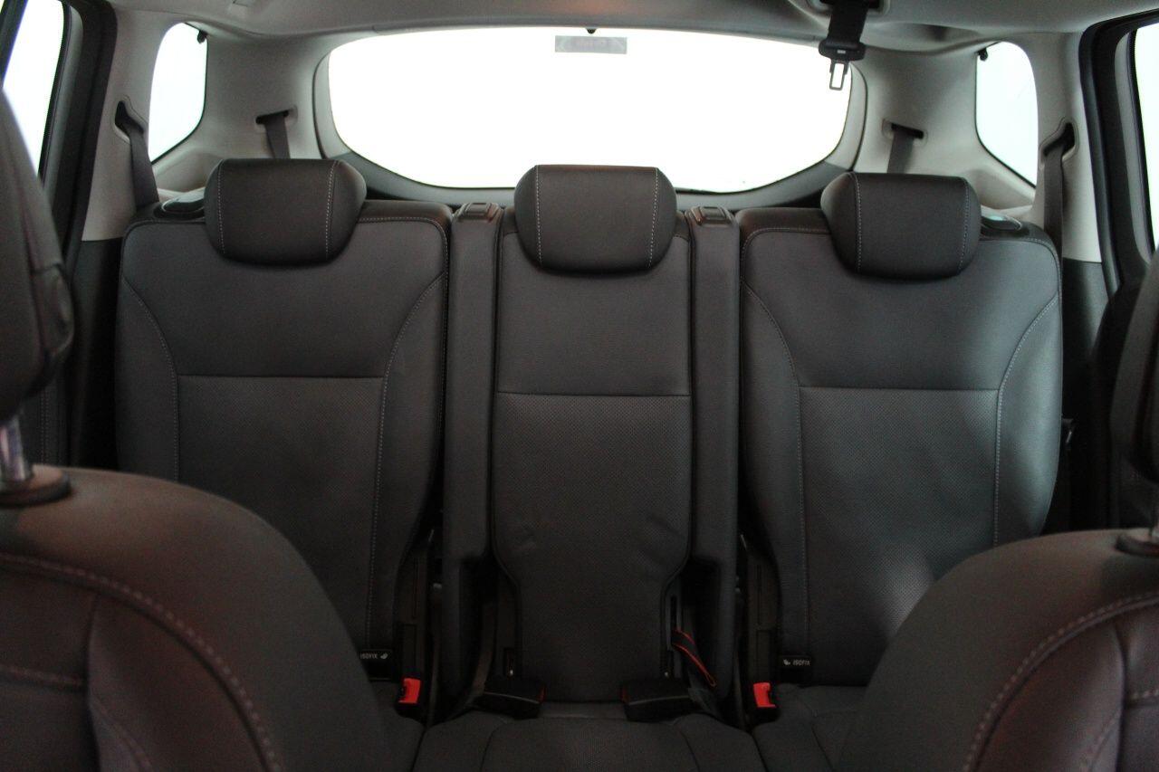Vauxhall Zafira Tourer view 54