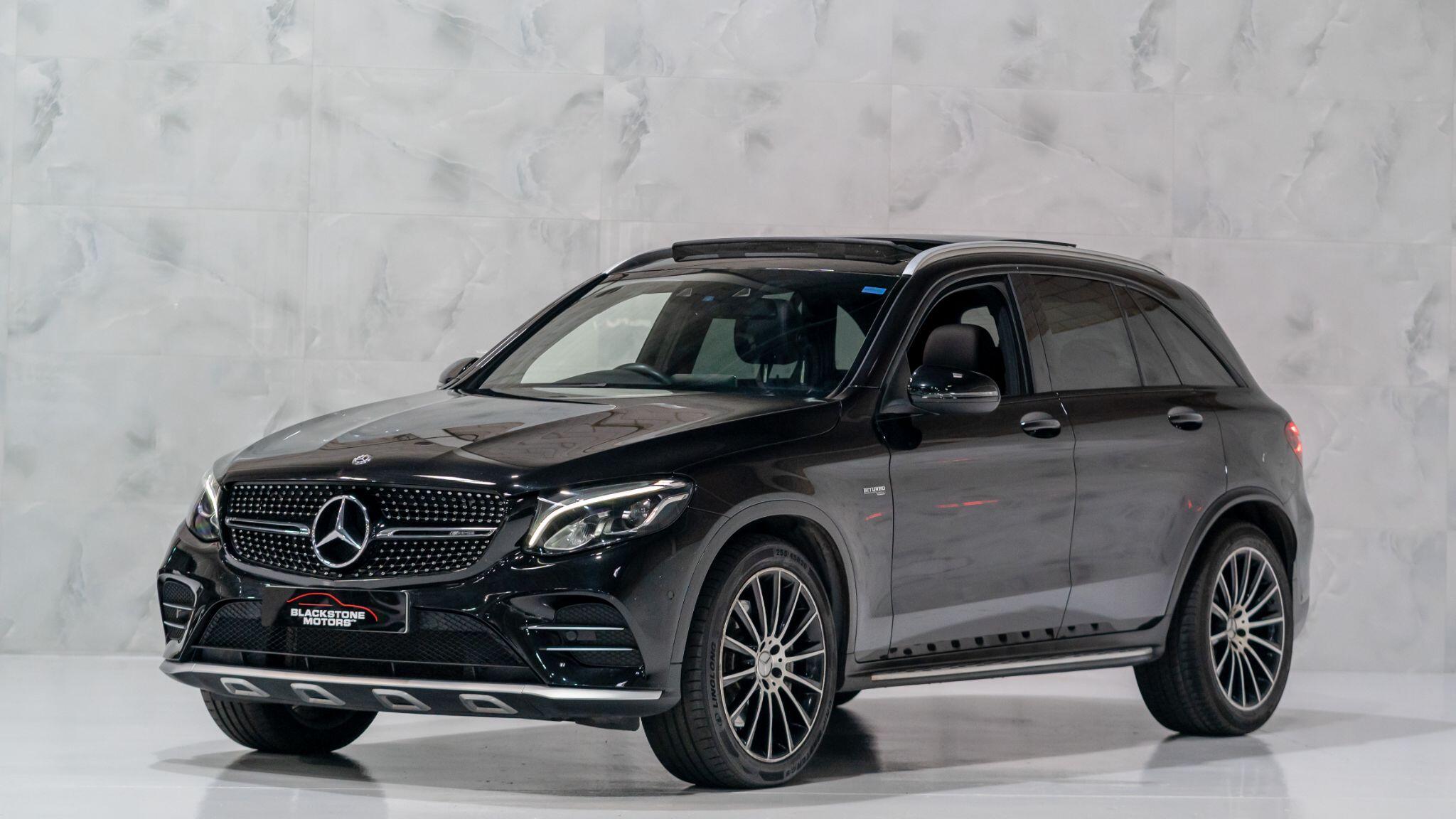Mercedes-Benz GLC view 3