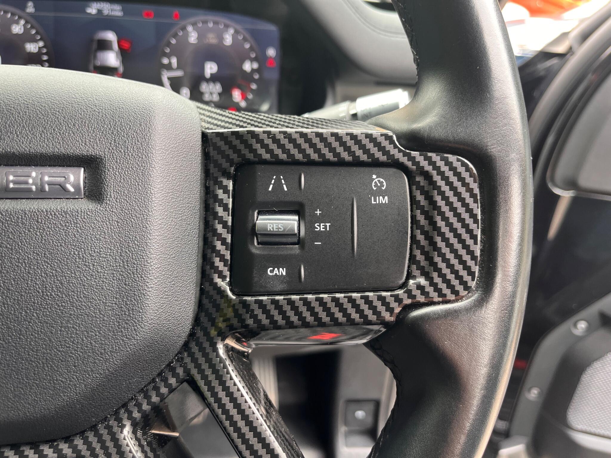 Land Rover Defender view 38