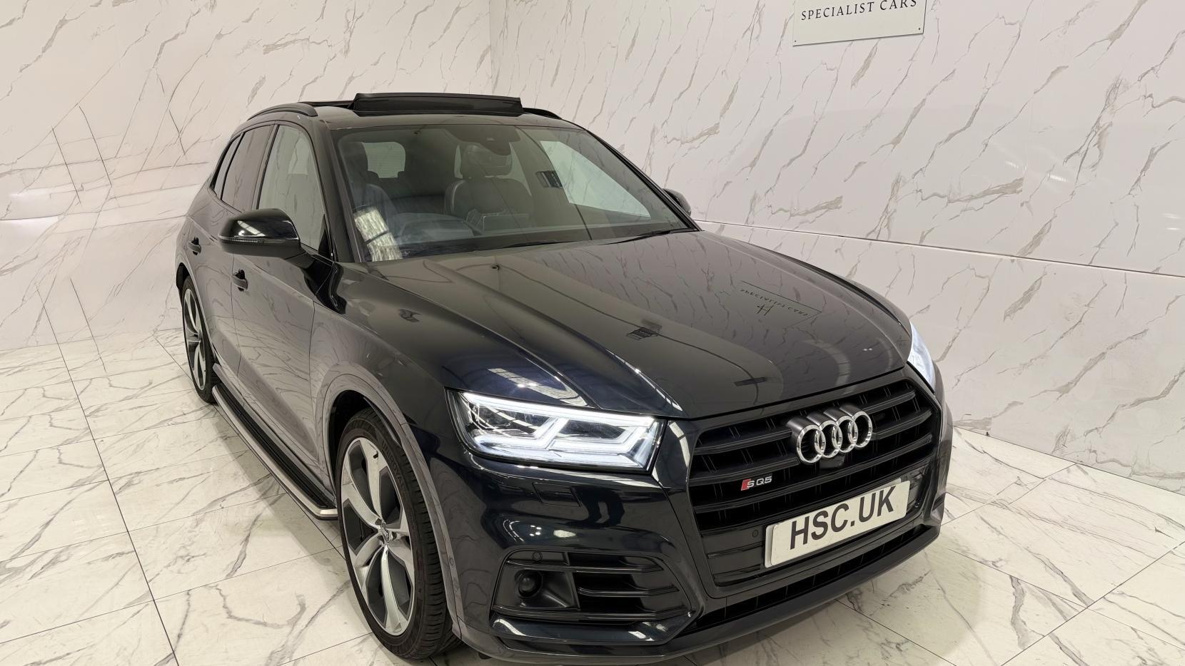 Audi SQ5 view 36