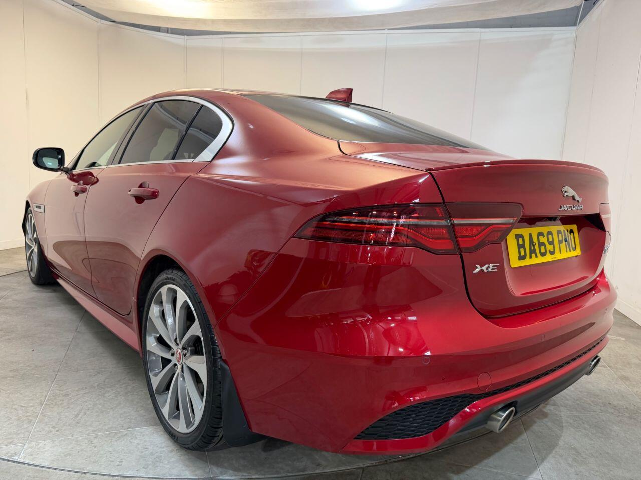 Jaguar Xe view 38