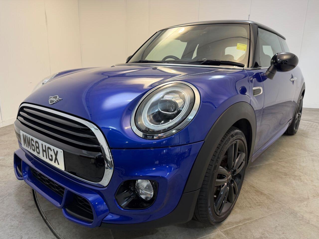 Mini Cooper view 6