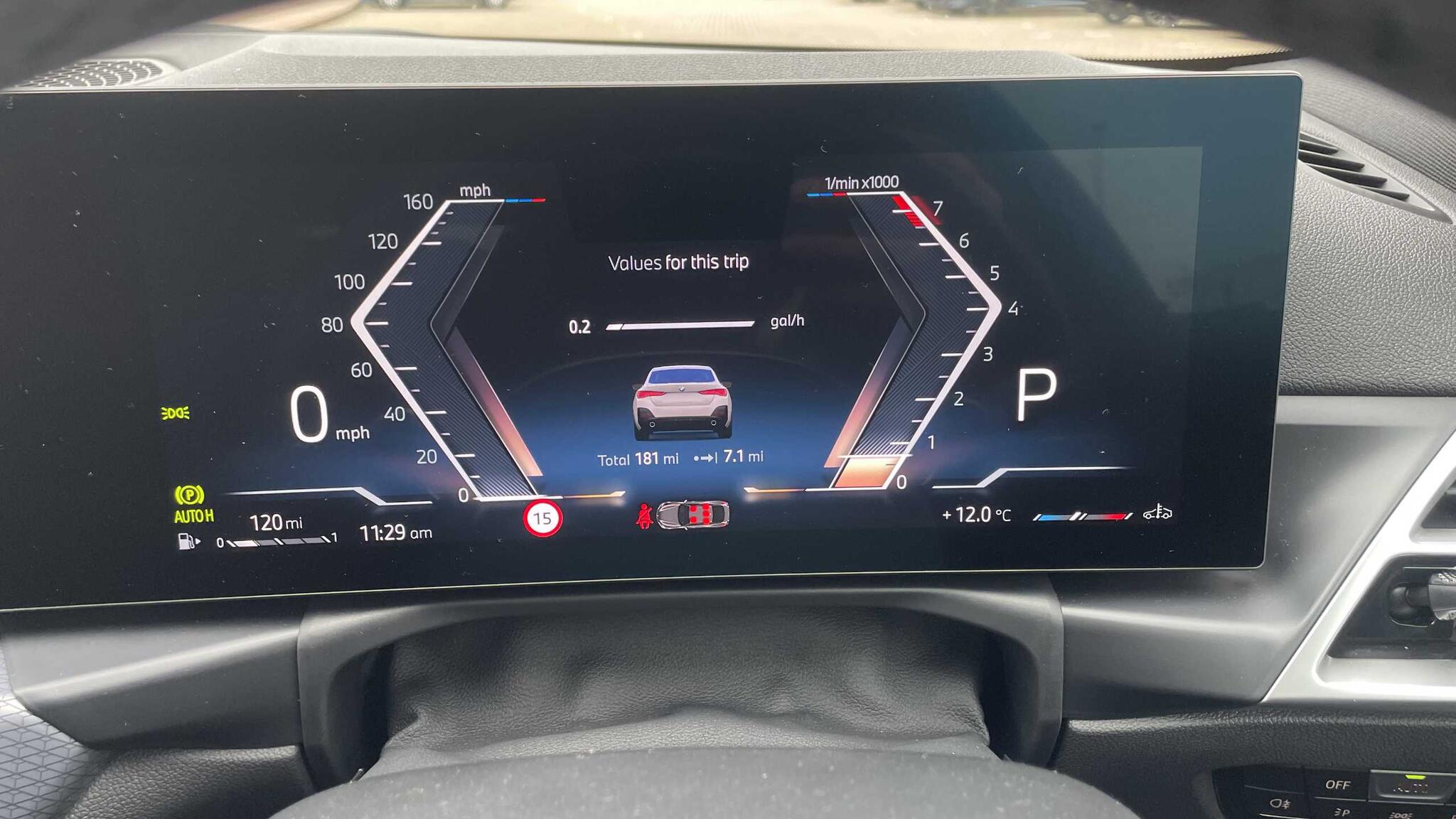 BMW 4 Series view 11