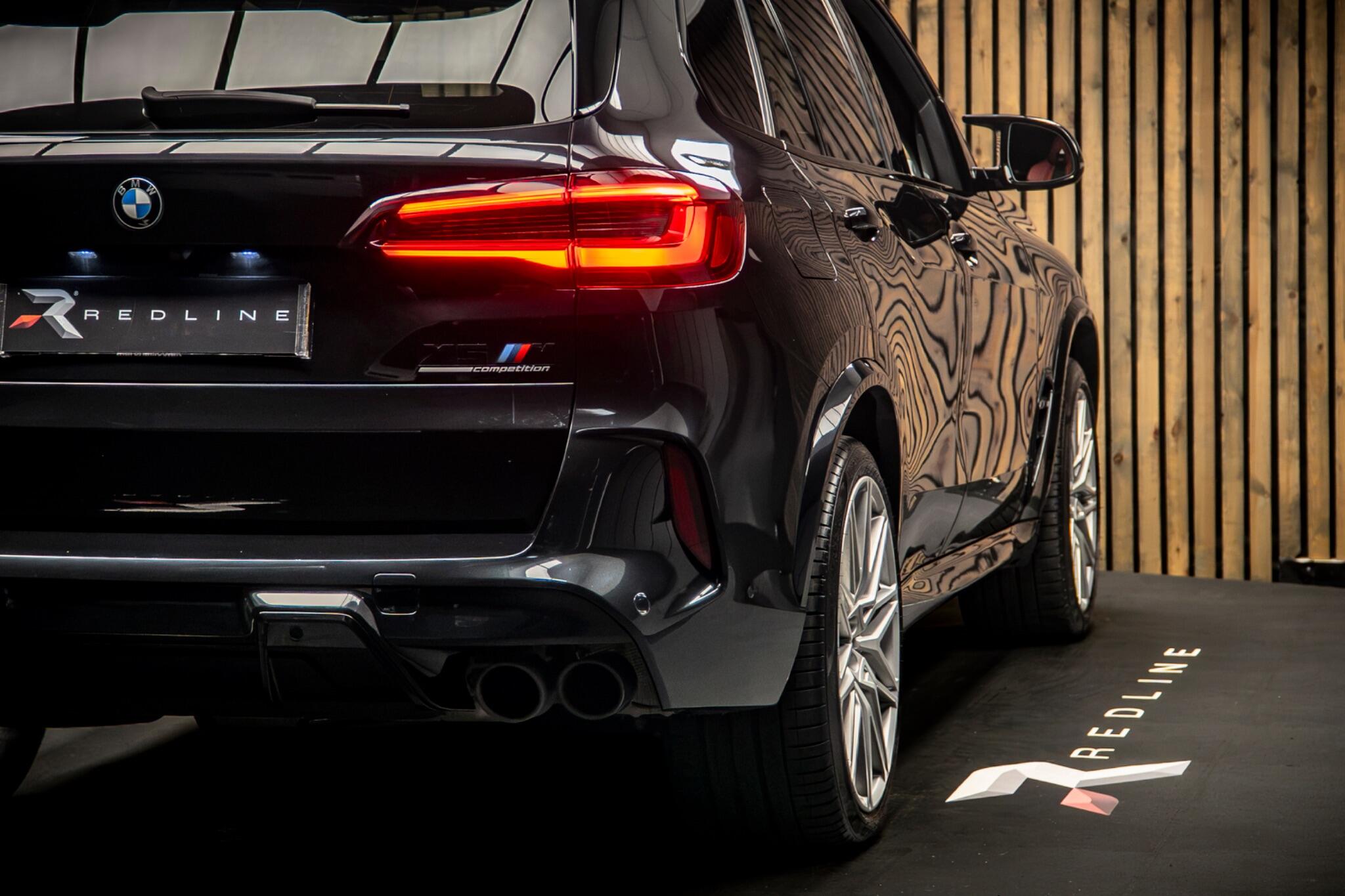 BMW X5 M view 21