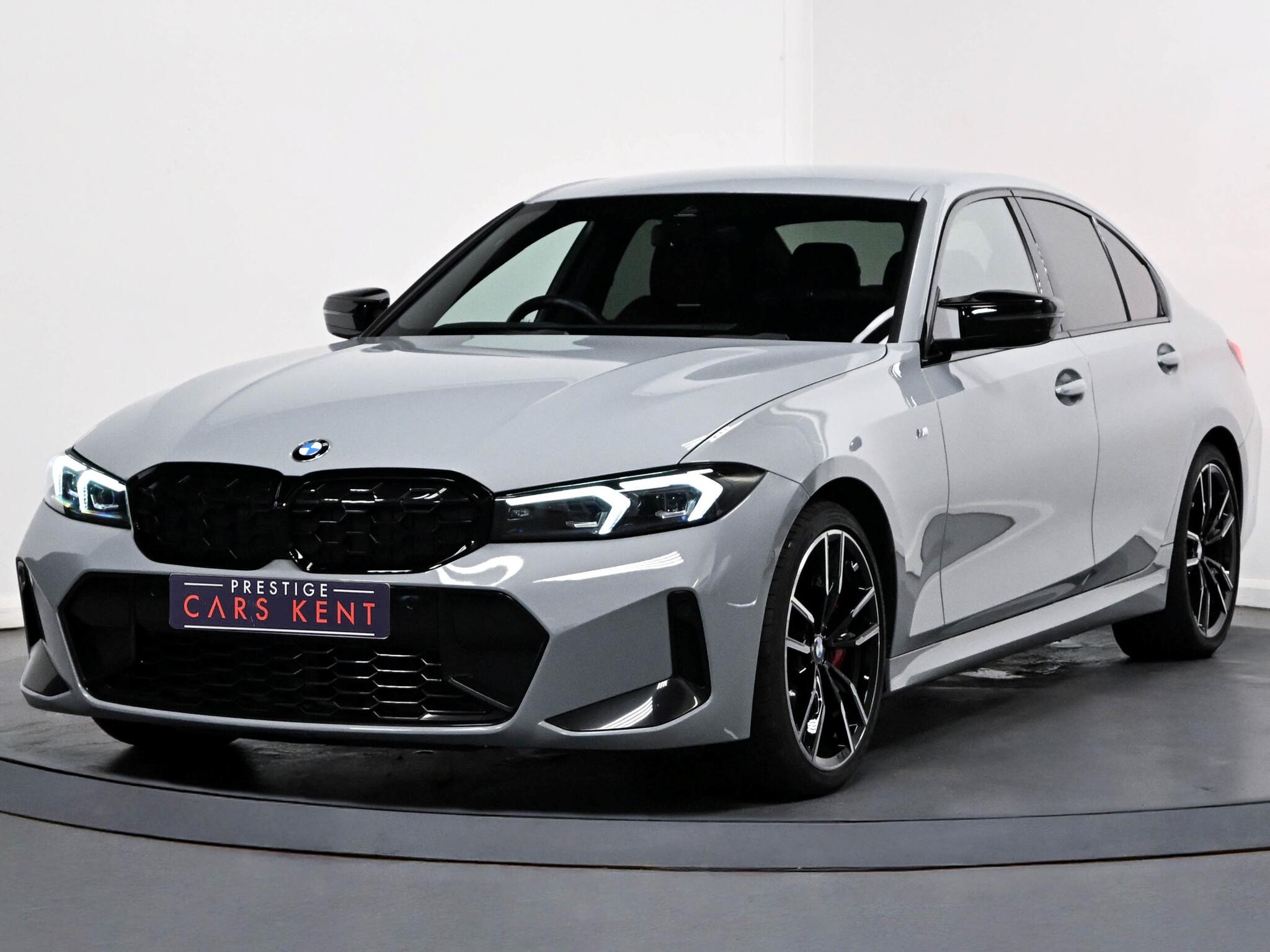 BMW 3 Series view 6