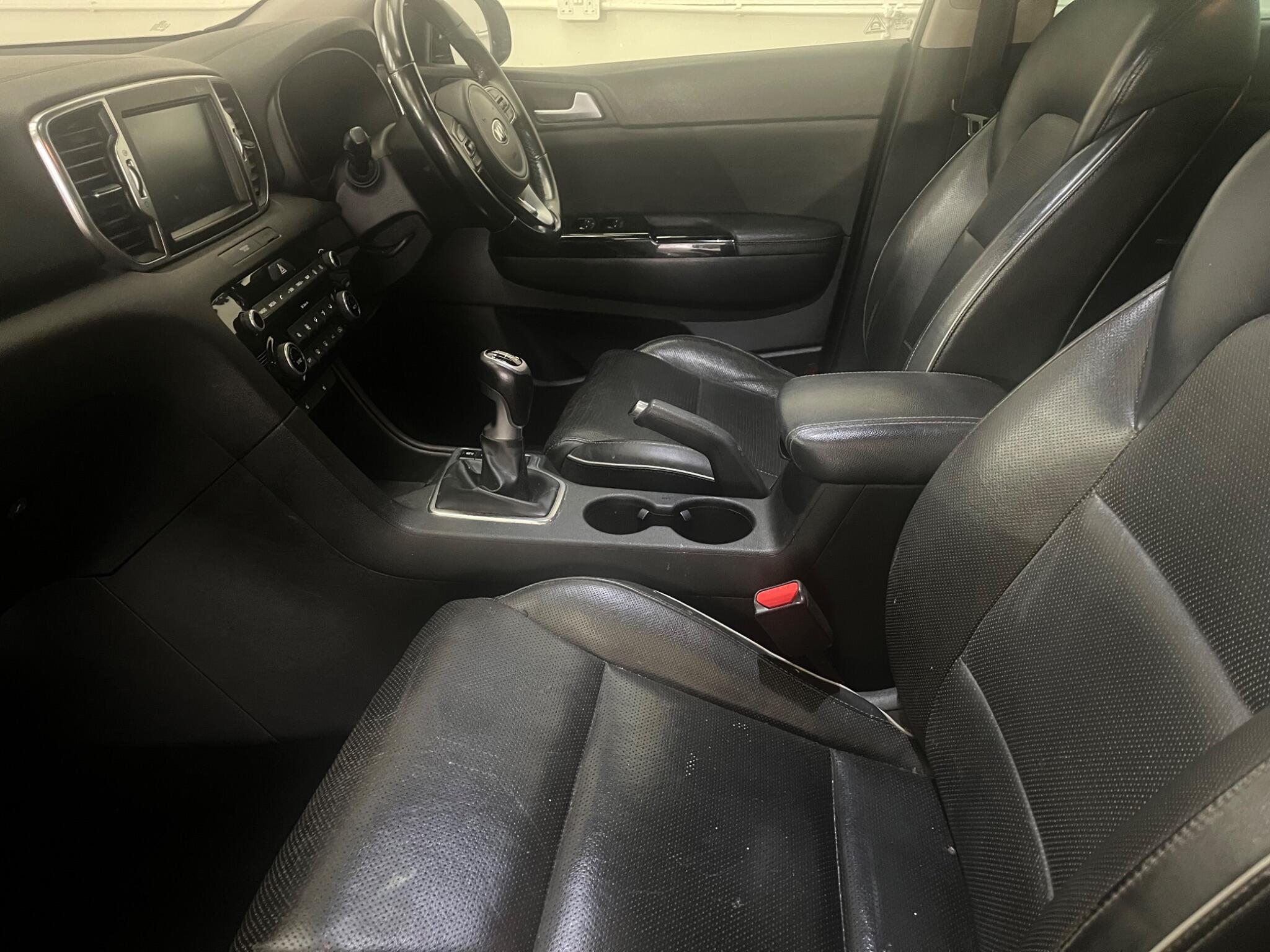 2016 Kia Sportage image 26