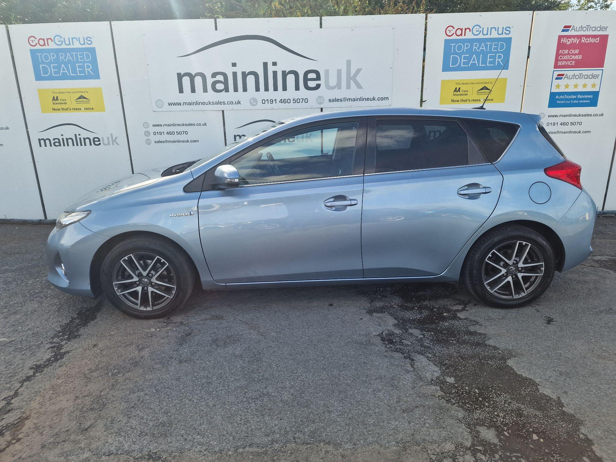 Toyota Auris view 13