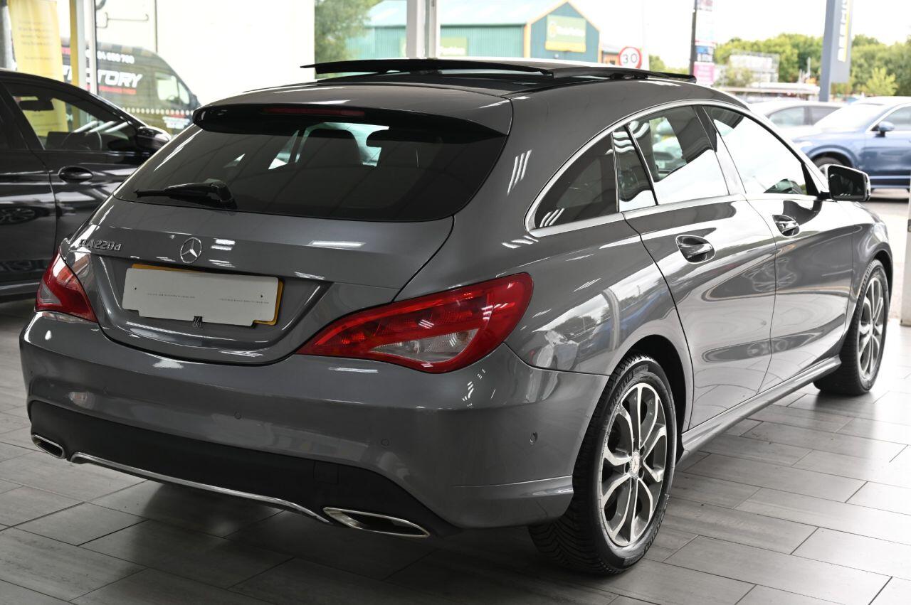 Mercedes-Benz Cla view 10