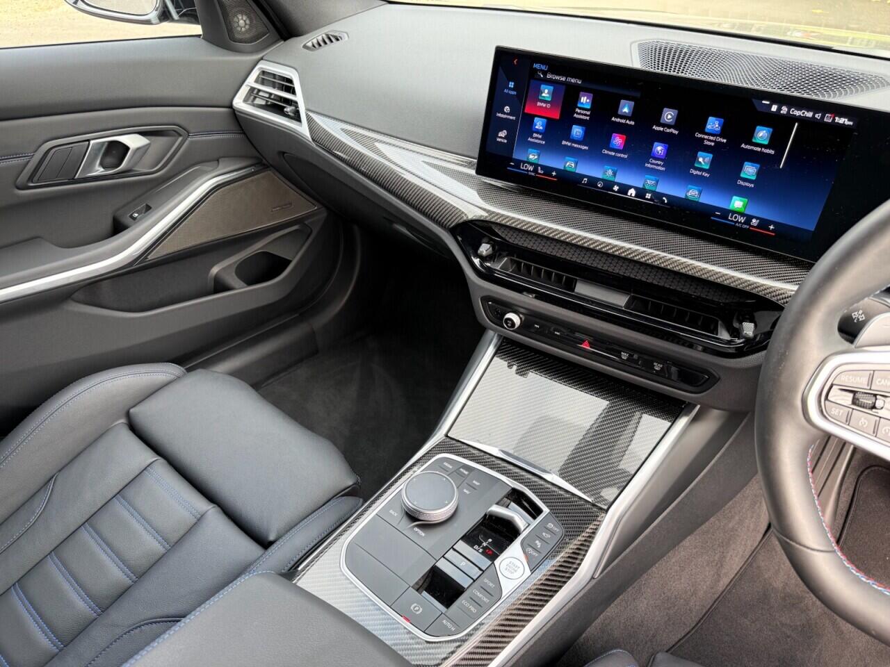 BMW 3 Series view 18