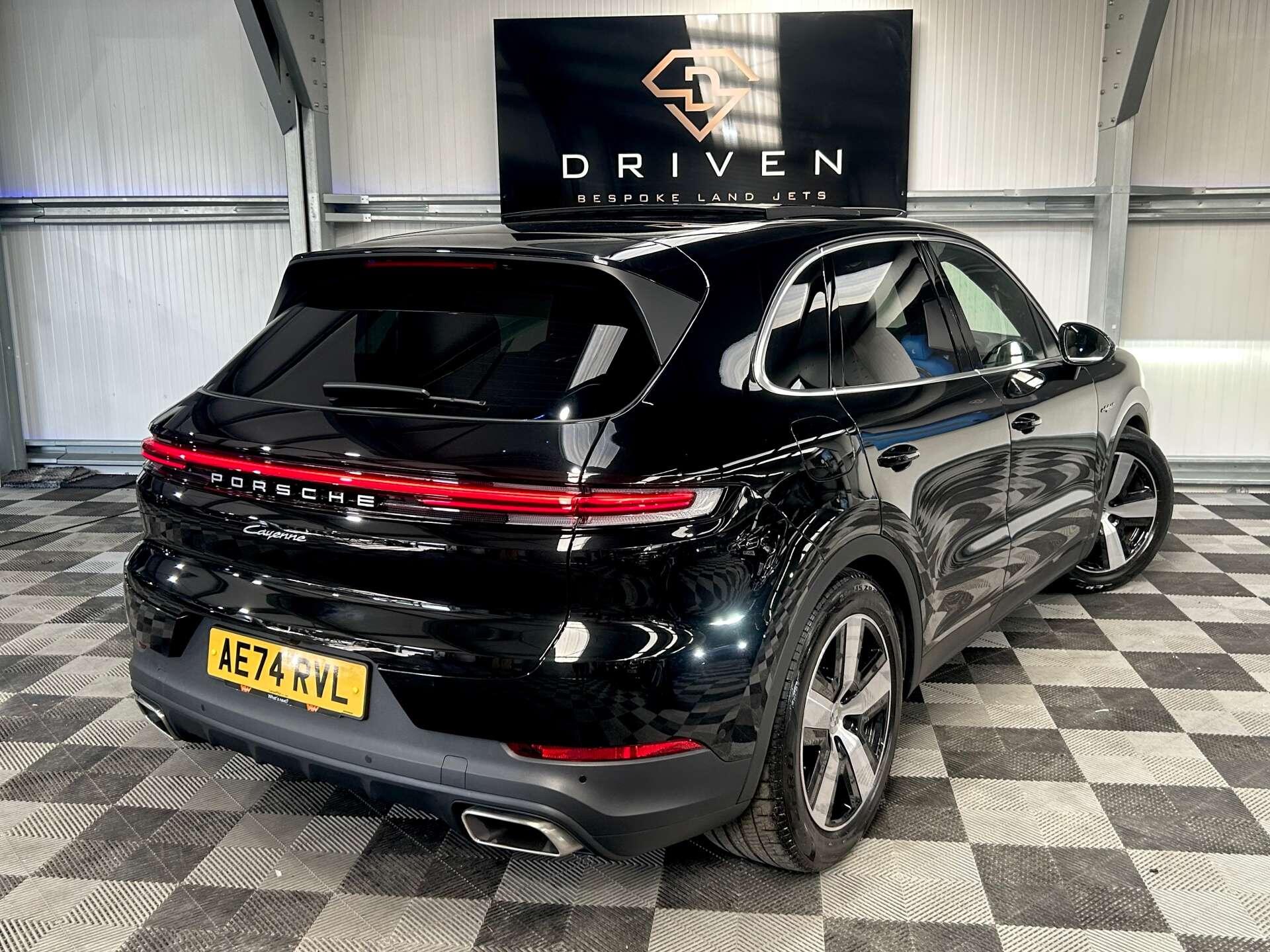 Porsche Cayenne view 17