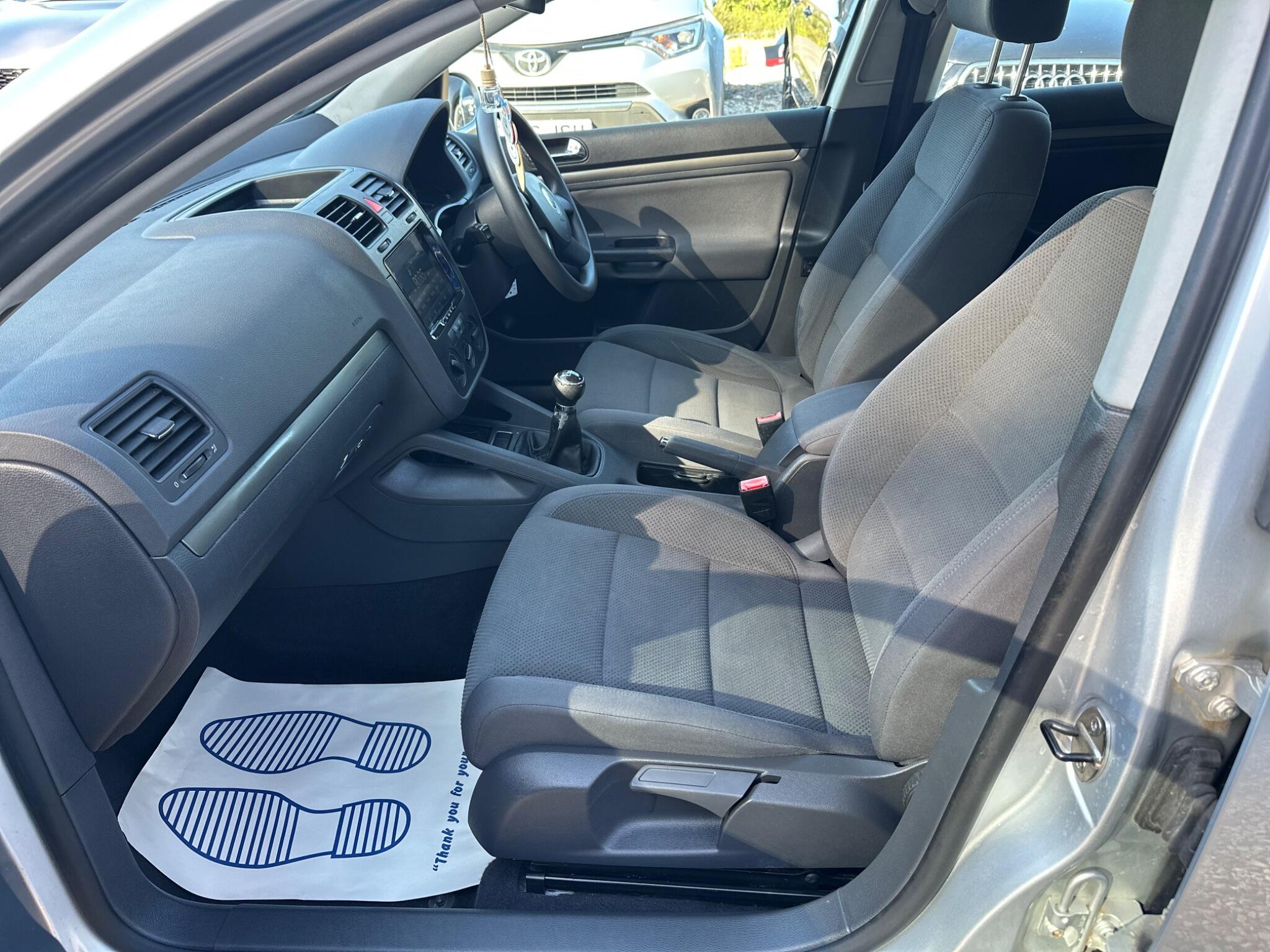 Volkswagen Golf view 37
