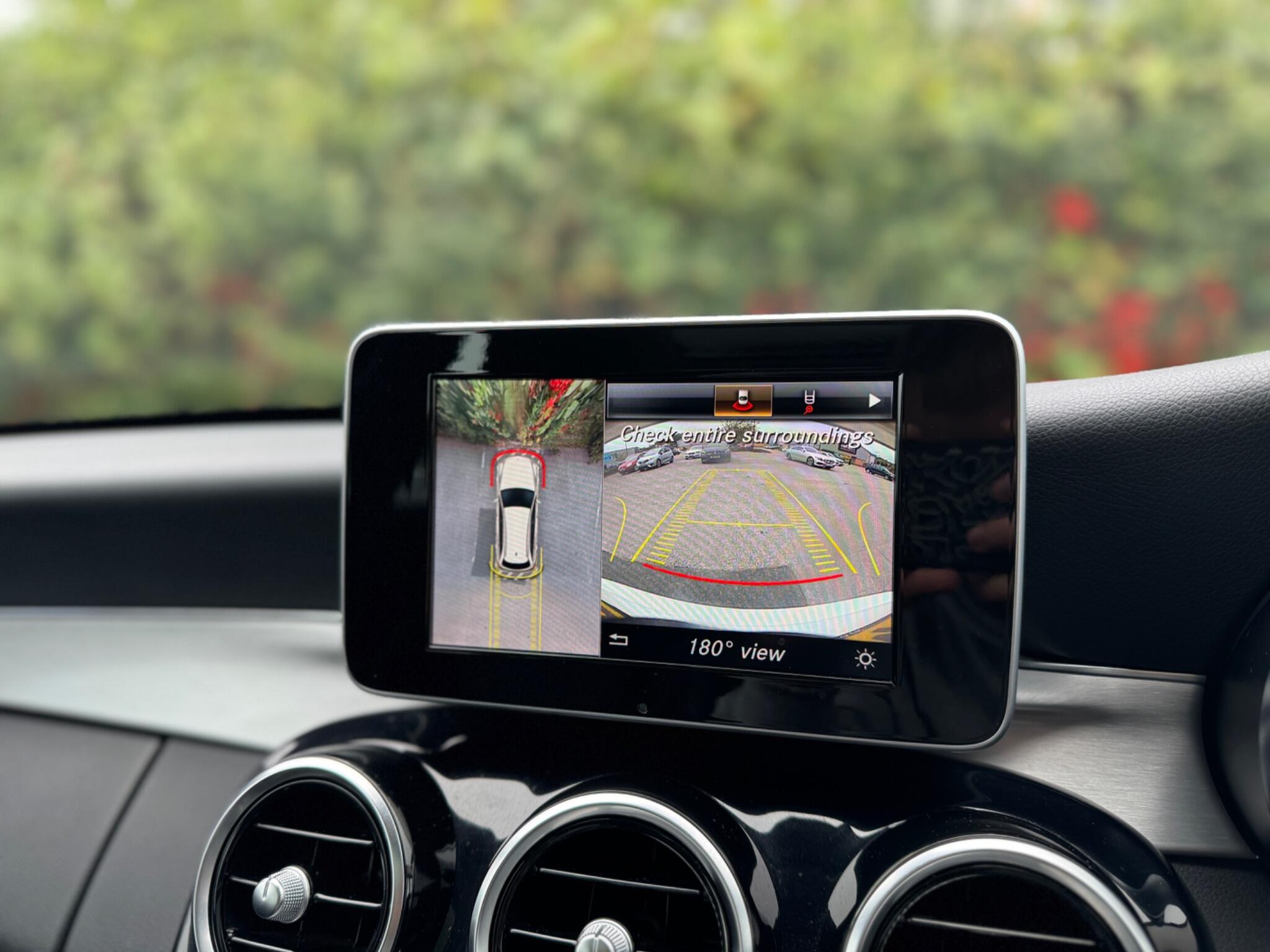 Mercedes-Benz C-Class view 14