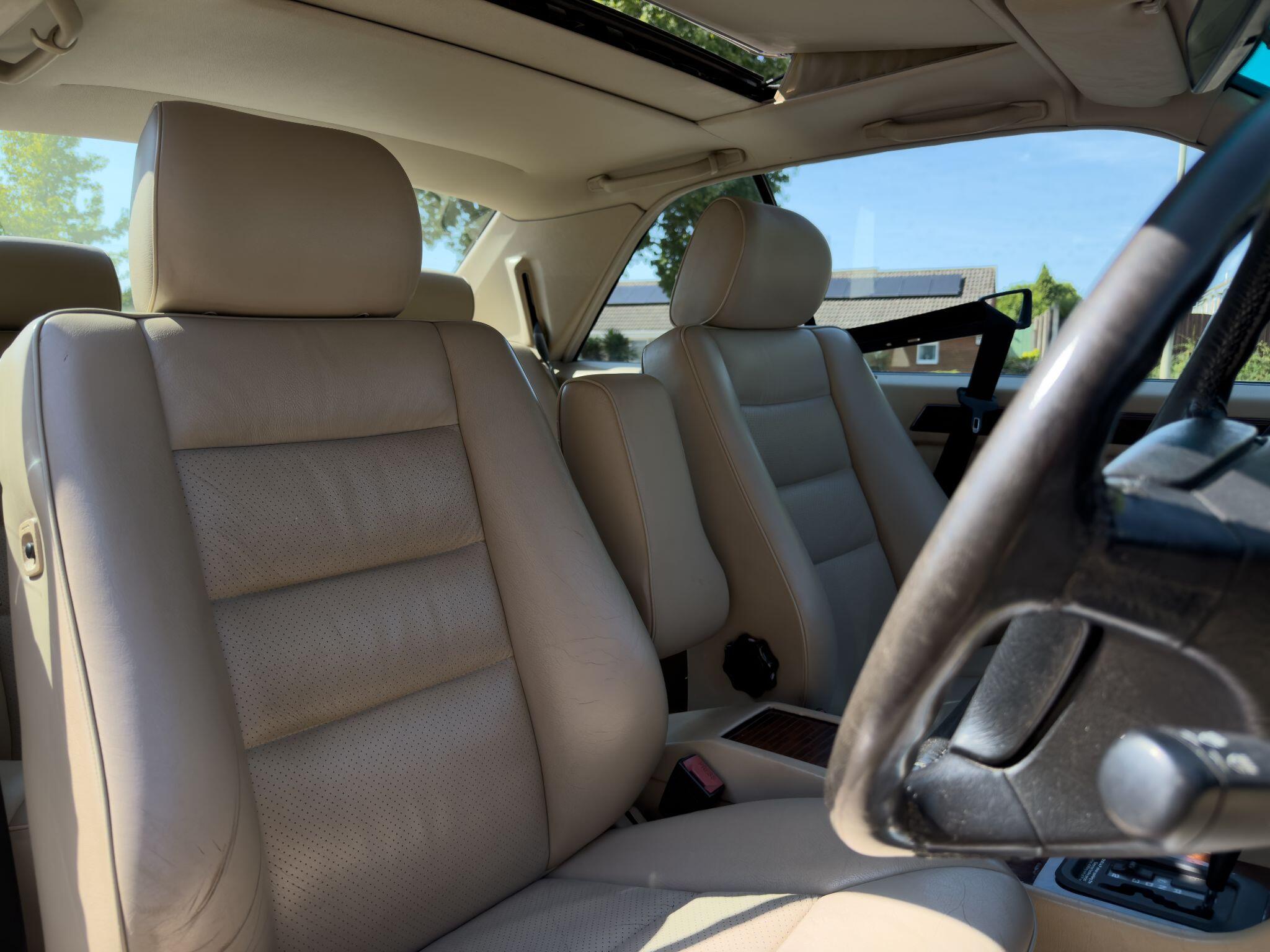 Mercedes-Benz E Class view 4