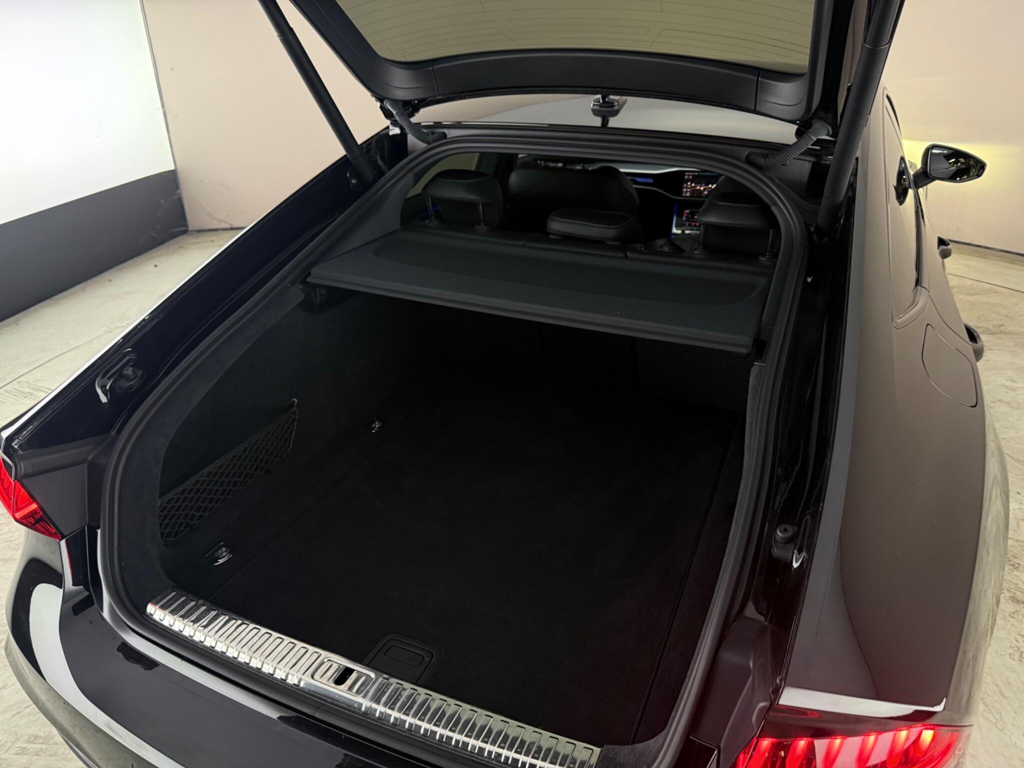 Audi A7 view 13