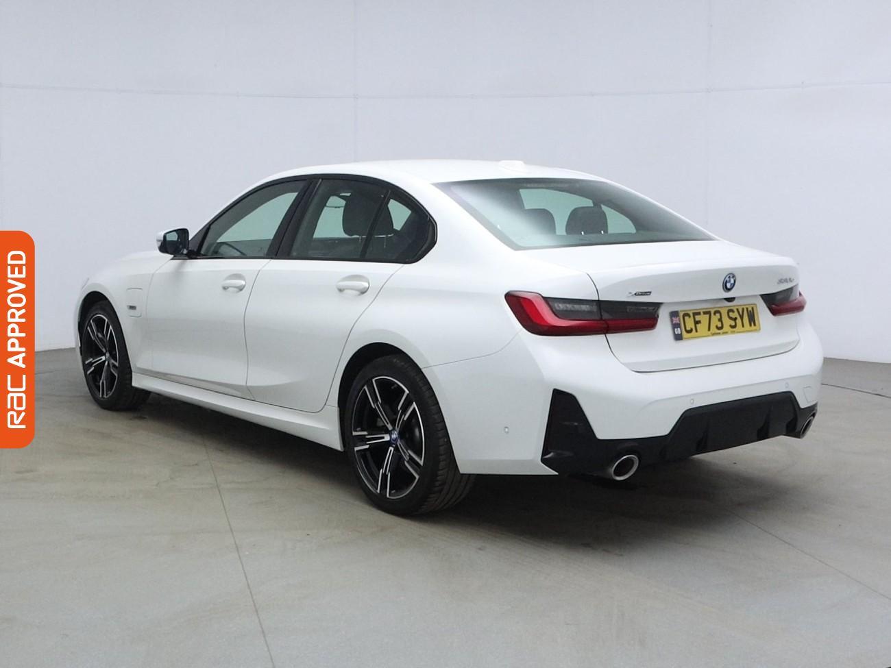 BMW 3 Series view 5