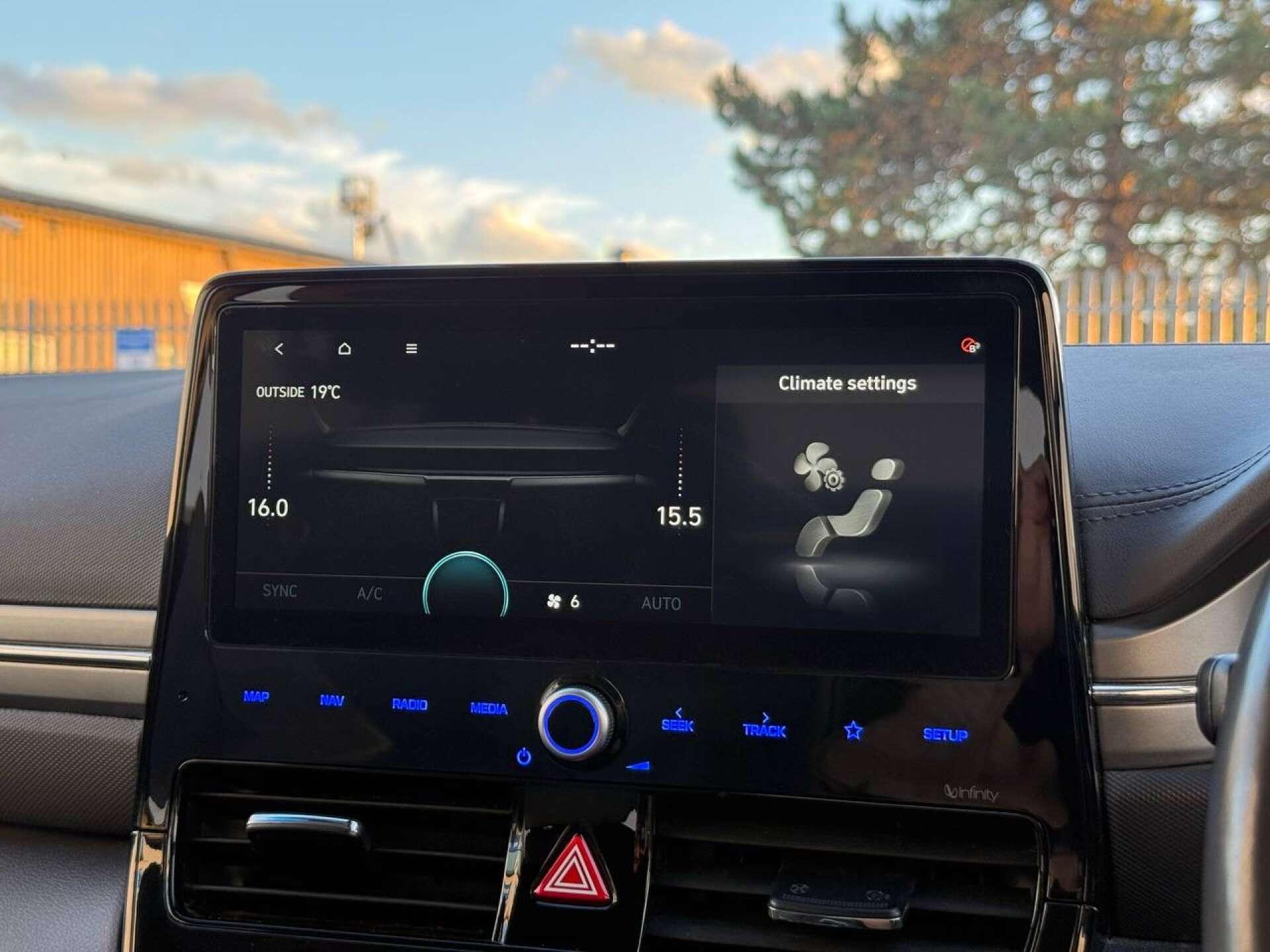 Hyundai Ioniq view 69