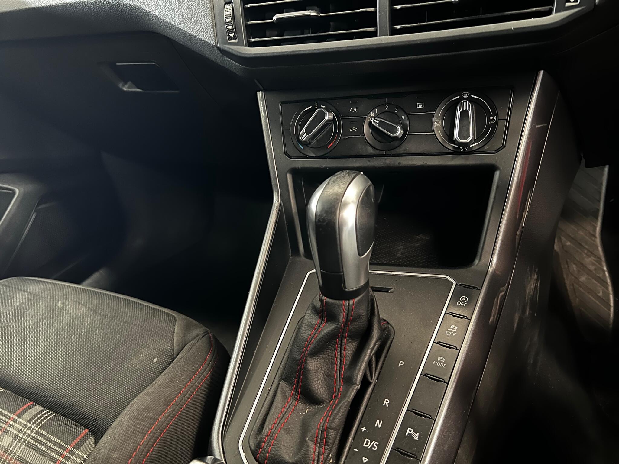 Volkswagen Polo view 34