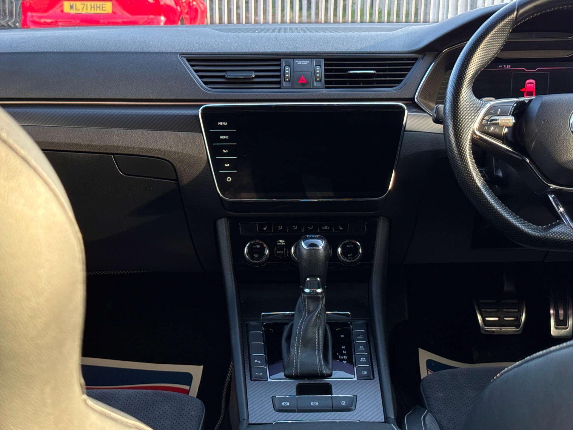 Skoda Superb view 51