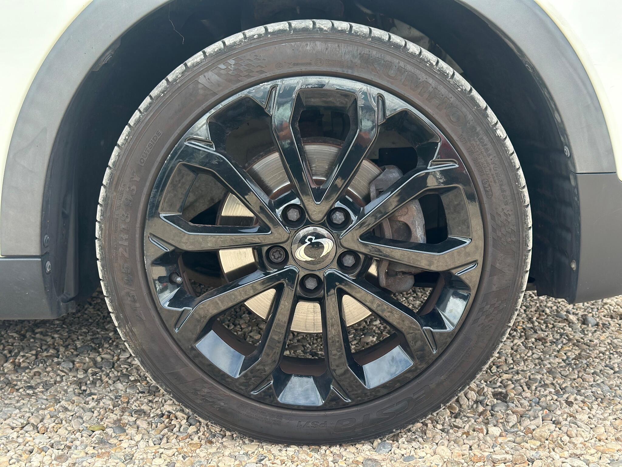 KGM Tivoli view 59