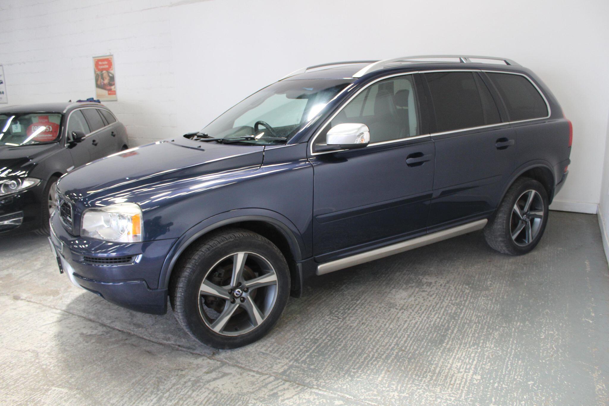 Volvo XC90 view 5