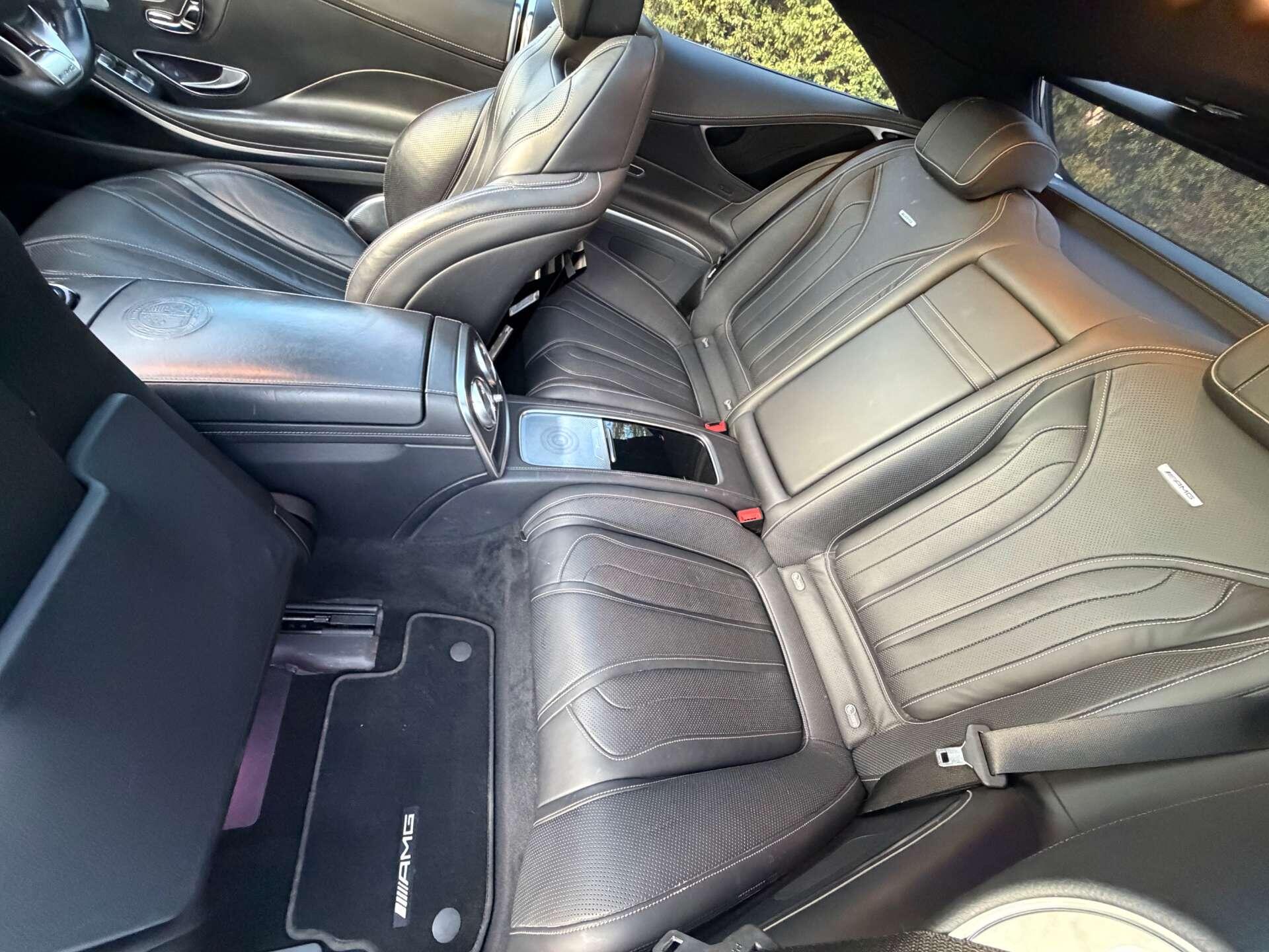 Mercedes-Benz S-Class view 32