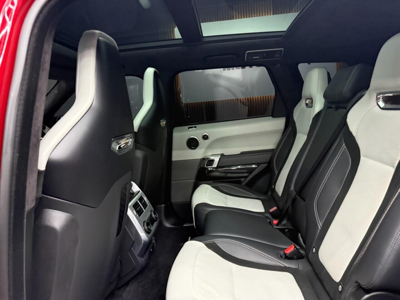 Land Rover Range Rover Sport view 42