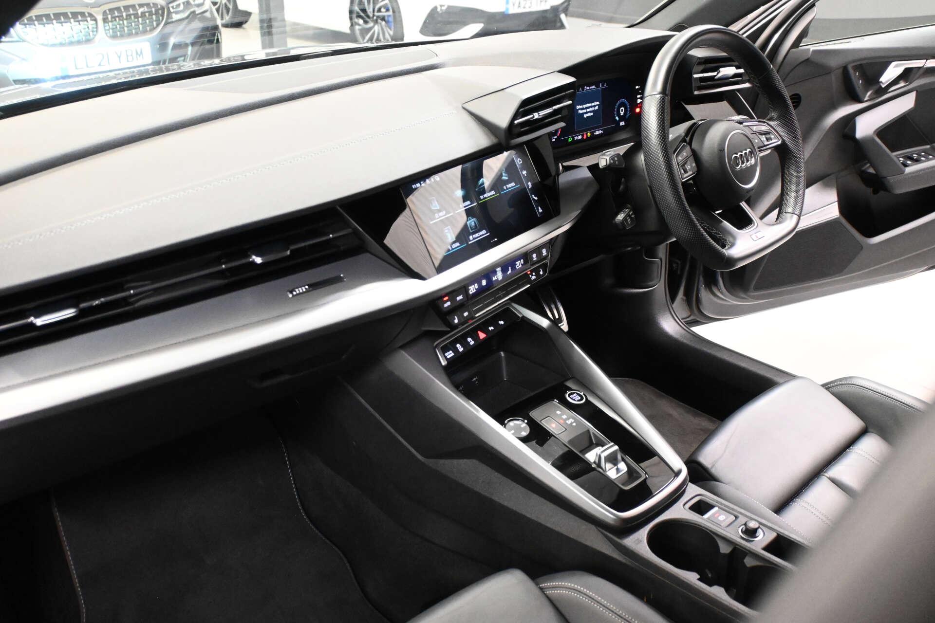 Audi A3 view 24