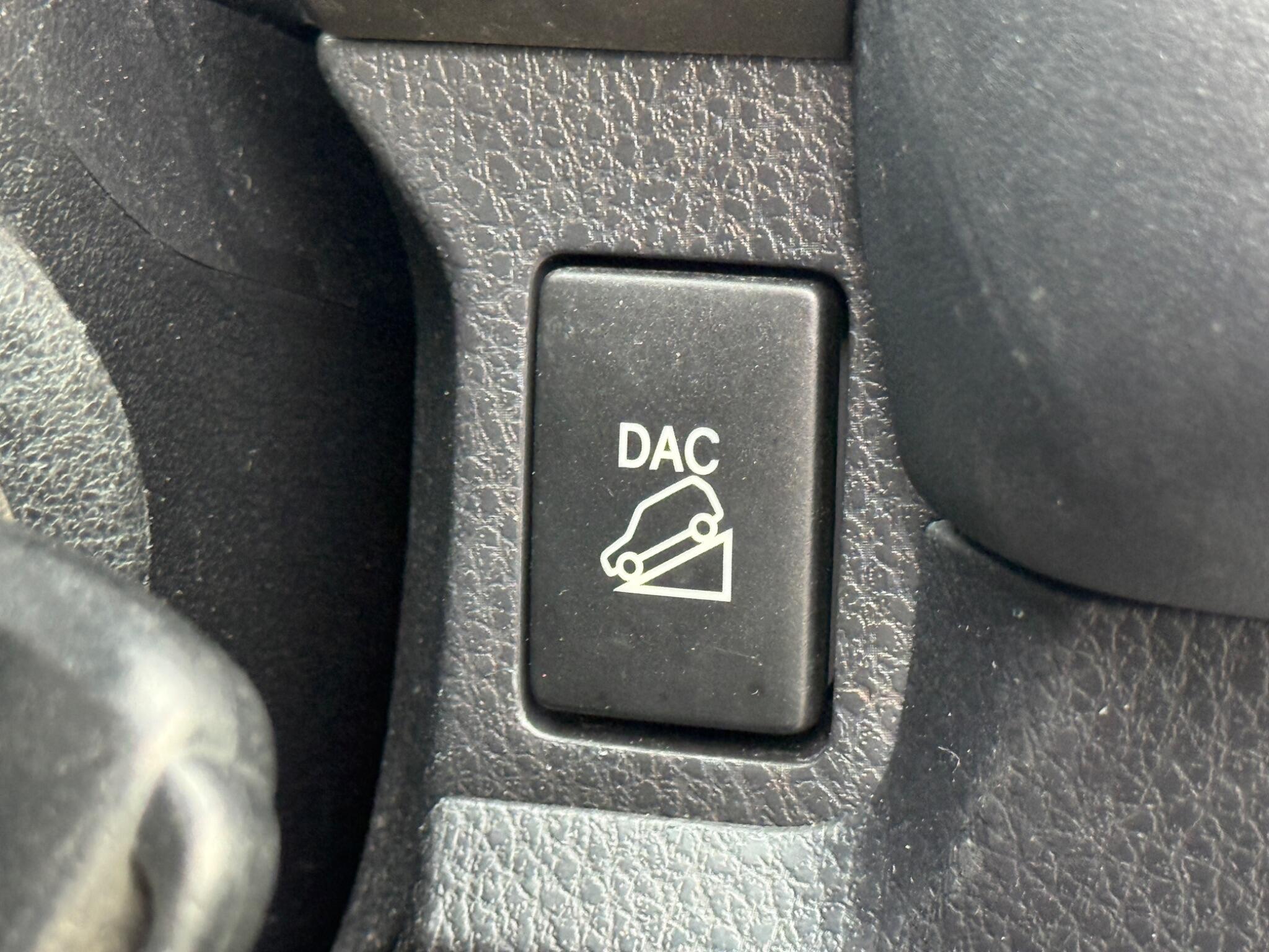 Toyota RAV4 - Image 76