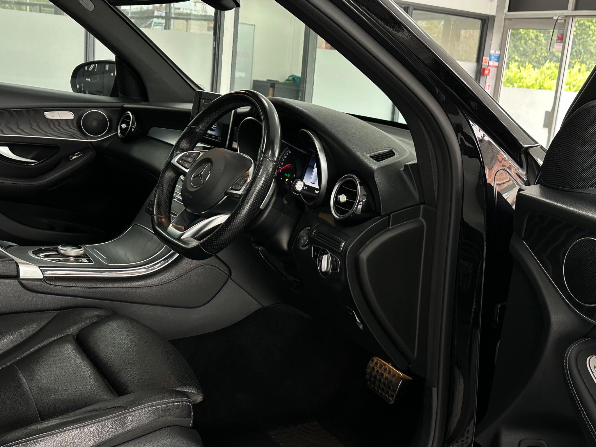 Mercedes-Benz GLC view 21