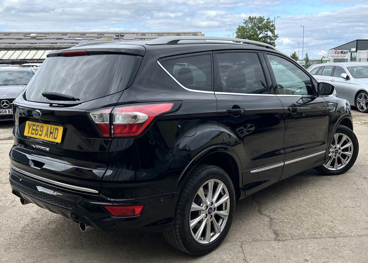 Ford Kuga view 3