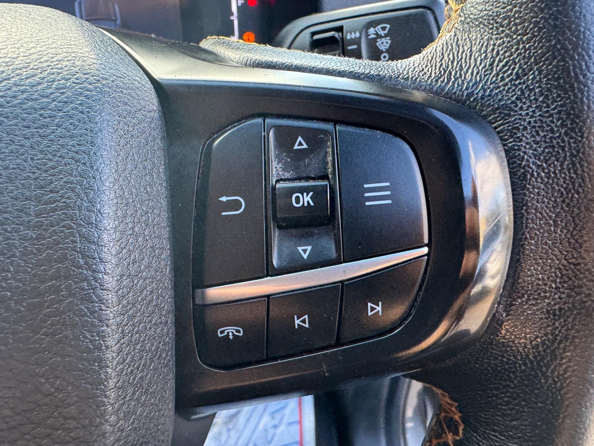 Ford Ranger view 19