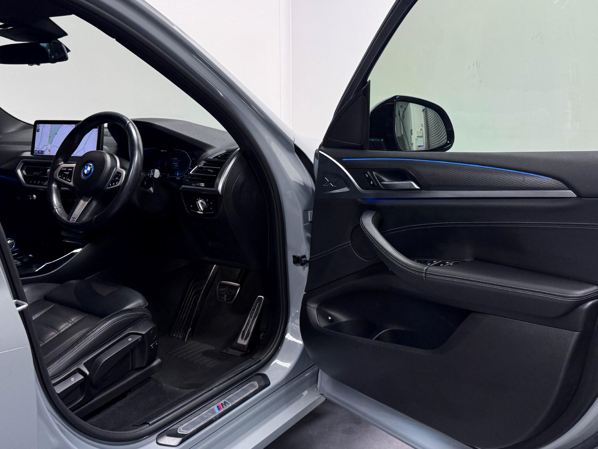BMW X3 view 21