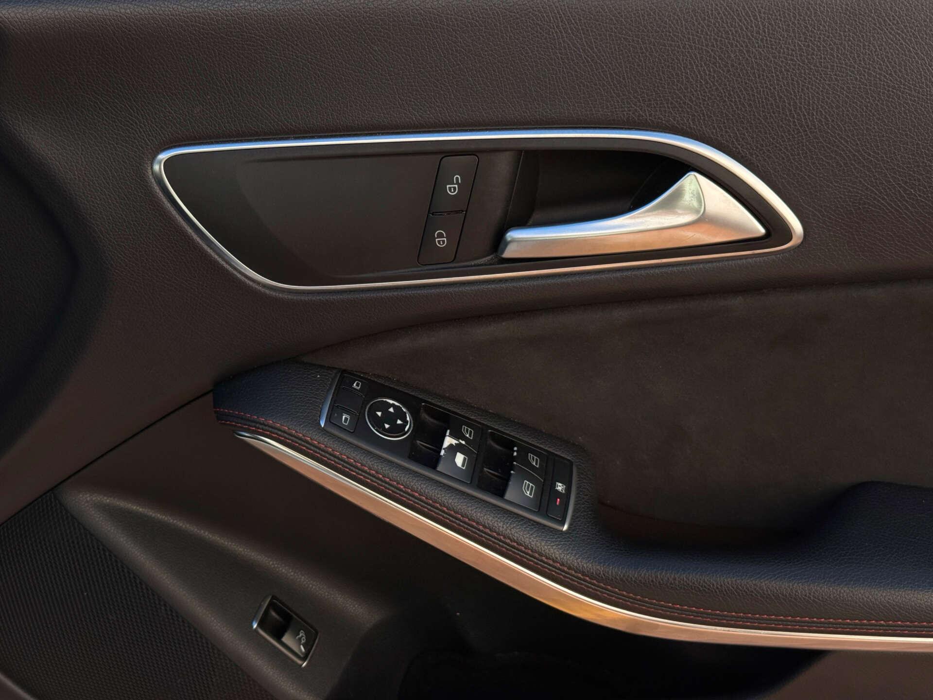 Mercedes-Benz Cla view 20